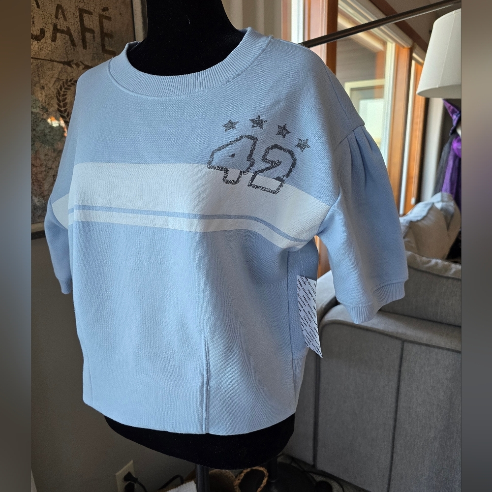 URBAN OUTFITTERS- BDG- Sky Blue Short Sleeve Sweatshirt NWT Size Med